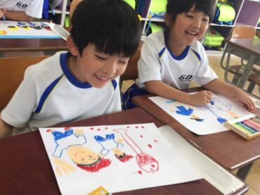 １年　図工「楽しかった運動会の絵を描こう」