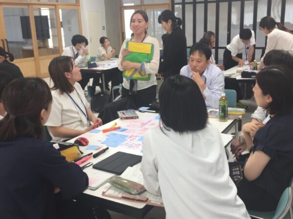 小学校教育研究会　外国語活動・外国語科部会　研究協議会