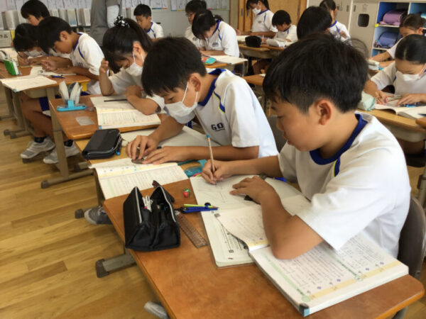６年　算数「拡大図と縮図」
