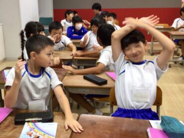 ４年　外国語活動「Do you have a pen？」